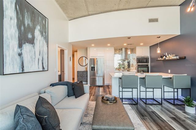 777 N ASHLEY DRIVE 3211, Tampa, FL 33602