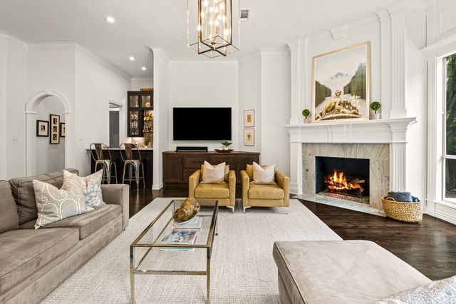 1011 Ashlawn Drive, Southlake, TX 76092