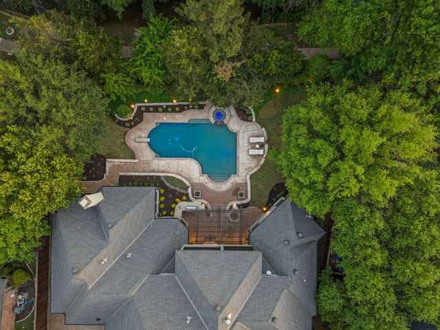 1011 Ashlawn Drive, Southlake, TX 76092