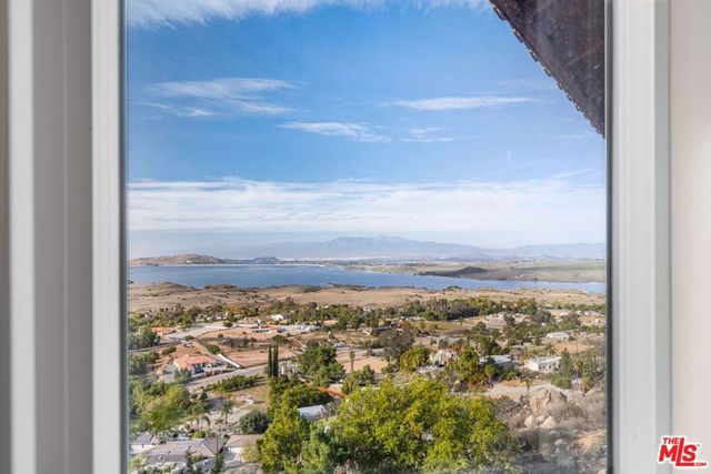 20965 Bentley Drive, Perris, CA 92570