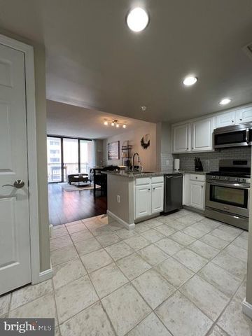11710 OLD GEORGETOWN RD #820, North Bethesda, MD 20852