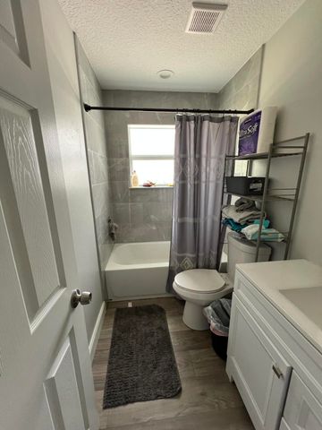 16605 NW 32nd Avenue, Okeechobee, FL 34972