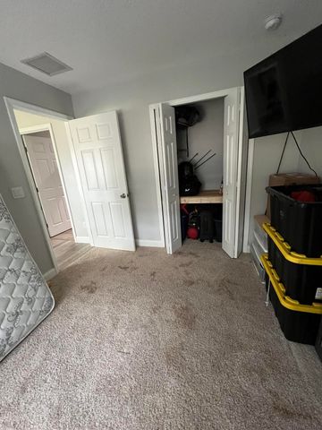 16605 NW 32nd Avenue, Okeechobee, FL 34972