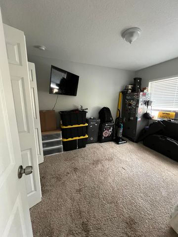 16605 NW 32nd Avenue, Okeechobee, FL 34972