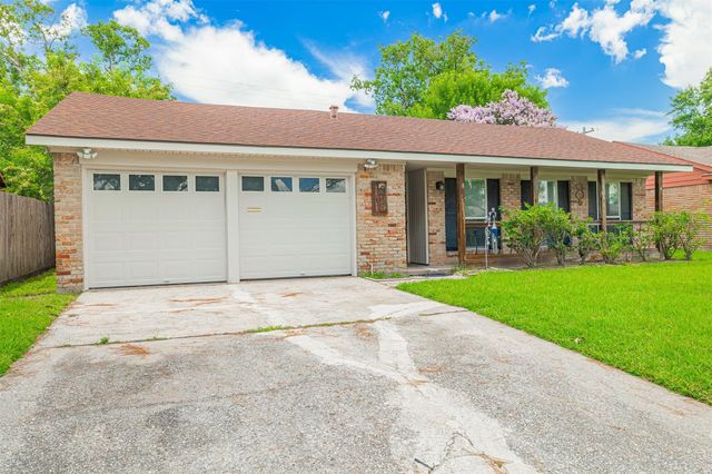 9418 Beverlyhill Street, Houston, TX 77063