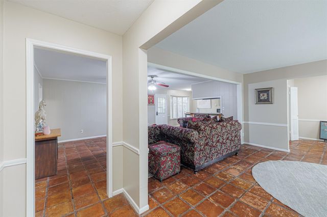 9418 Beverlyhill Street, Houston, TX 77063