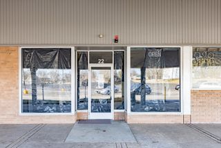 150 S Kennedy Drive, Carpentersville, IL 60110