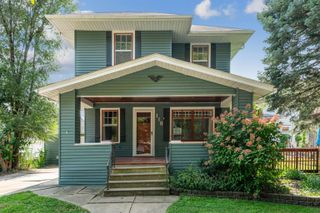 118 W 11th Street, Cedar Falls, IA 50613