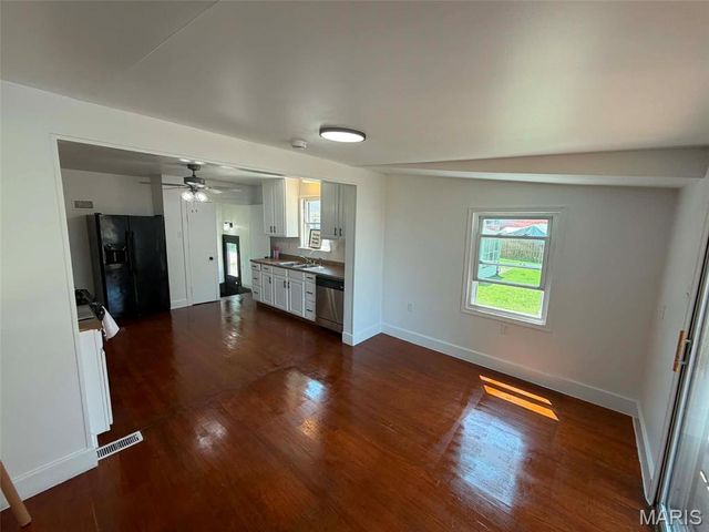 209 N 14th Street, Belleville, IL 62220