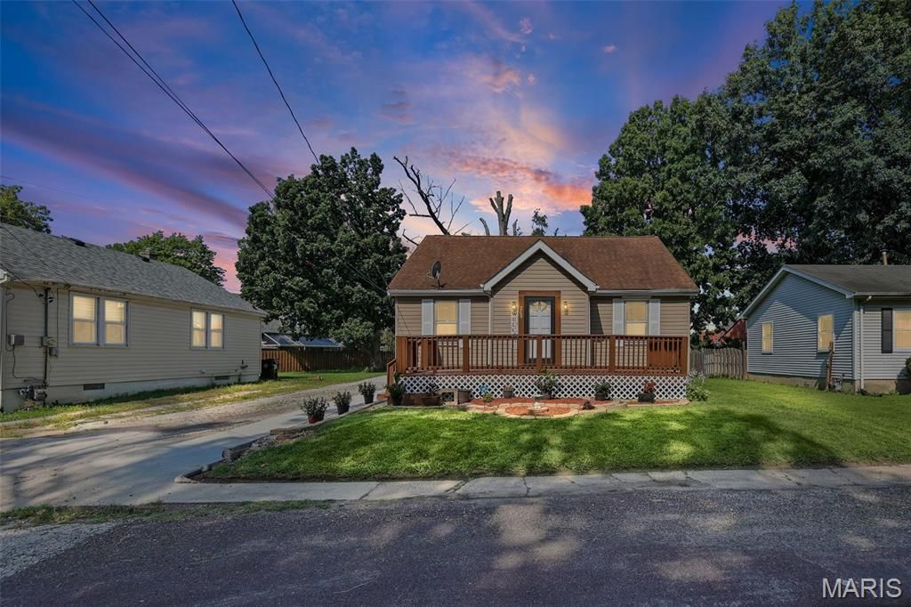 209 N 14th Street, Belleville, IL 62220