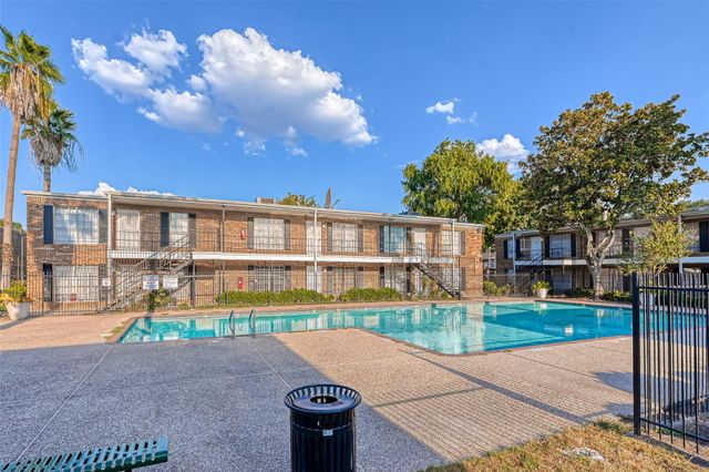 6305 Westward Street 176, Houston, TX 77081