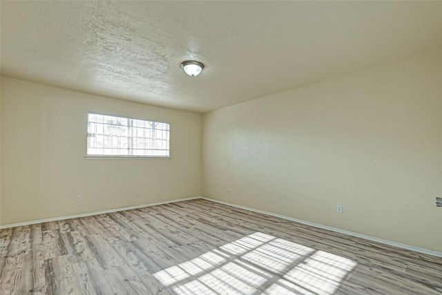 6305 Westward Street 176, Houston, TX 77081
