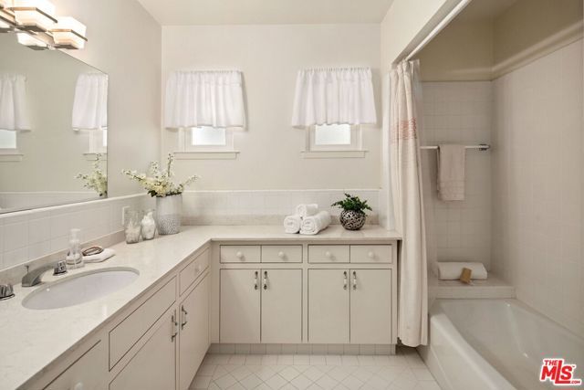 4155 Madison Avenue, Culver City, CA 90232