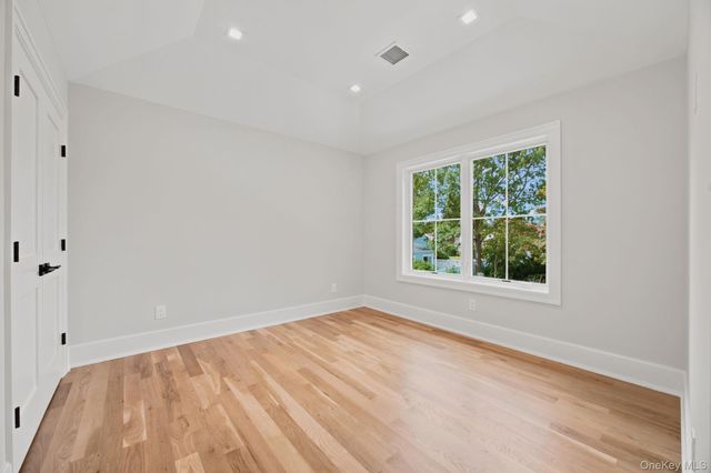 404 Langley Avenue, West Hempstead, NY 11552