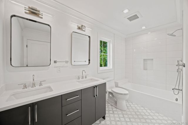 404 Langley Avenue, West Hempstead, NY 11552