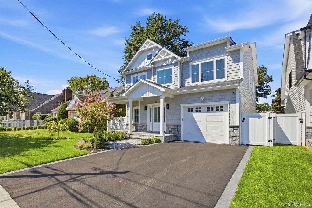 404 Langley Avenue, West Hempstead, NY 11552 — photo 2