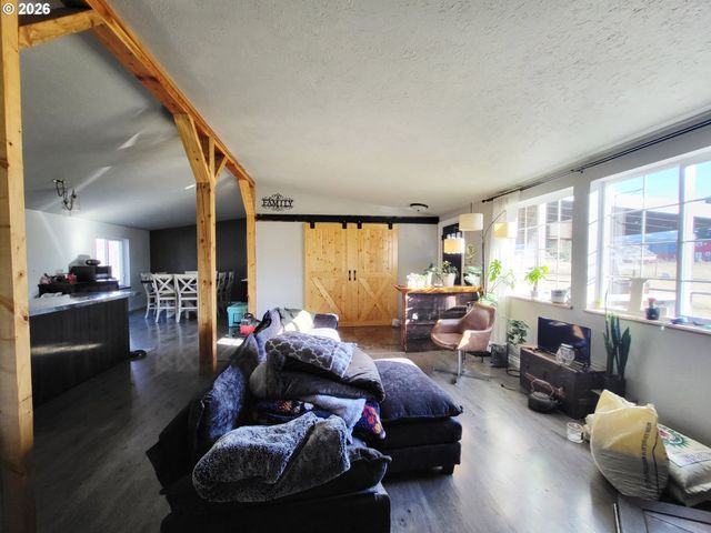 80071 COUNTRYSIDE Rd, Joseph, OR 97846