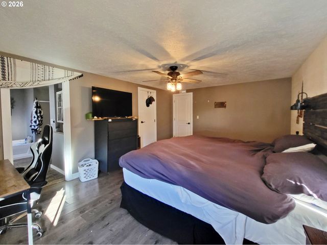 80071 COUNTRYSIDE Rd, Joseph, OR 97846