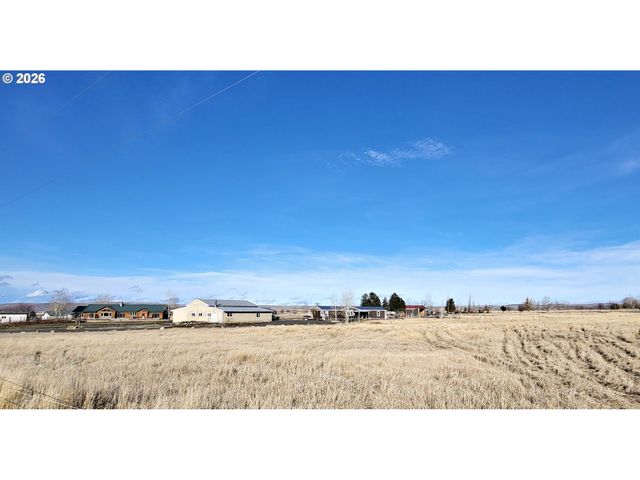 80071 COUNTRYSIDE Rd, Joseph, OR 97846