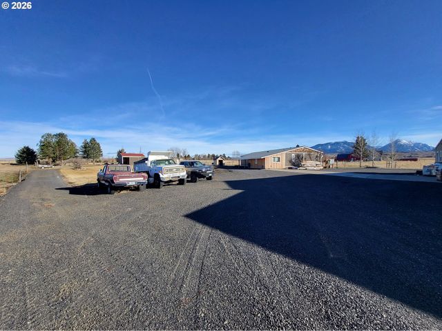 80071 COUNTRYSIDE Rd, Joseph, OR 97846