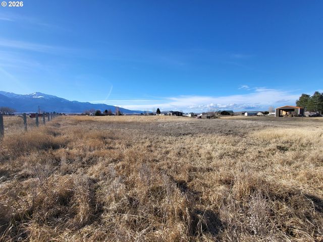 80071 COUNTRYSIDE Rd, Joseph, OR 97846