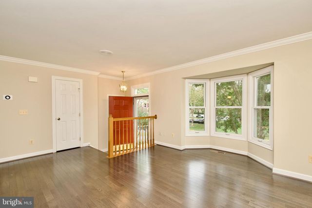 6211 GLENSHIRE ROW, Alexandria, VA 22315