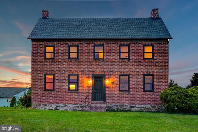 1384 BON OX RD, Gettysburg, PA 17325