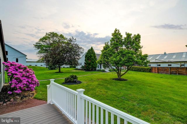 1384 BON OX RD, Gettysburg, PA 17325