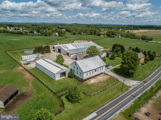 1384 BON OX RD, Gettysburg, PA 17325