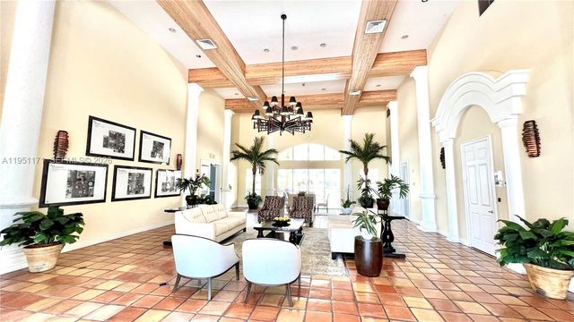 11700 SW 2nd St 13303, Pembroke Pines, FL 33025