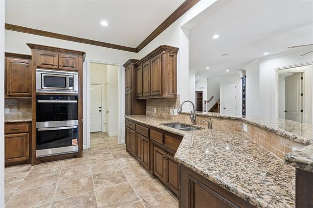 3108 Millbrook Square, Norman, OK 73072