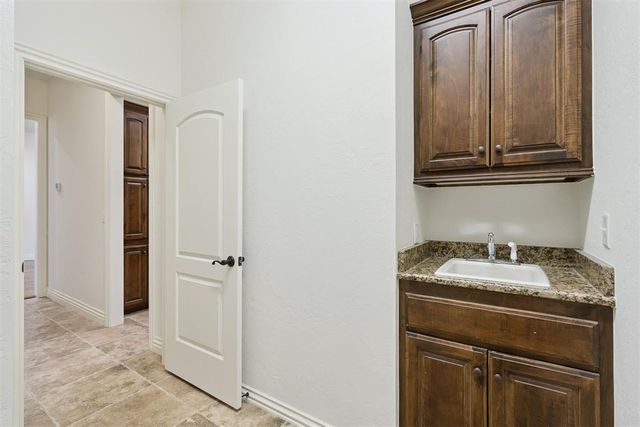 3108 Millbrook Square, Norman, OK 73072