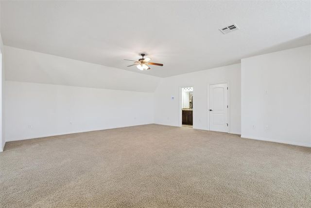 3108 Millbrook Square, Norman, OK 73072