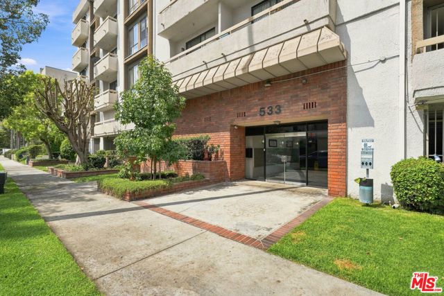 533 S St Andrews Place 318, Los Angeles, CA 90020