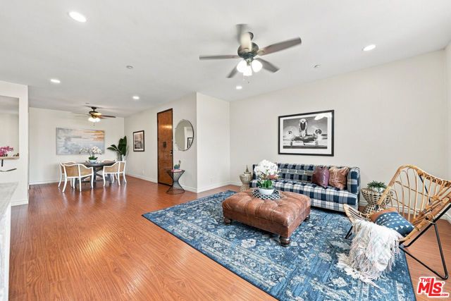 533 S St Andrews Place 318, Los Angeles, CA 90020
