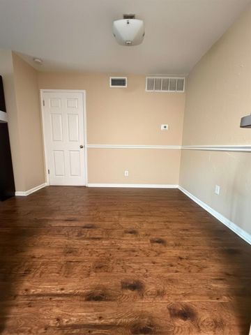 2250 Bering Drive 48, Houston, TX 77057