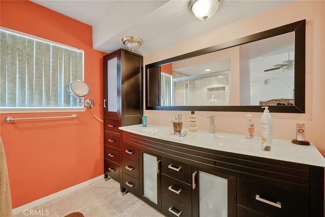 44125 Hunter Court, Lancaster, CA 93536
