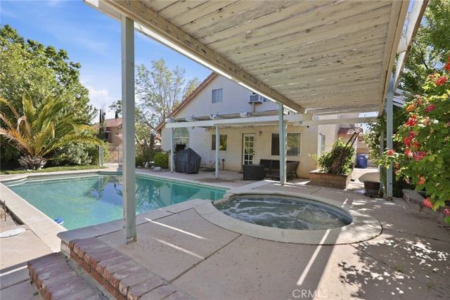 44125 Hunter Court, Lancaster, CA 93536