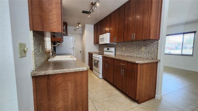 4518 YORKSHIRE AVENUE, Spring Hill, FL 34609