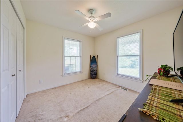 124 Napier Rd, Hohenwald, TN 38462