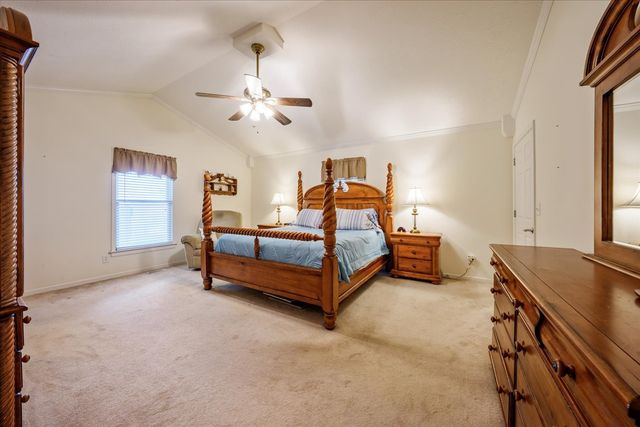 124 Napier Rd, Hohenwald, TN 38462
