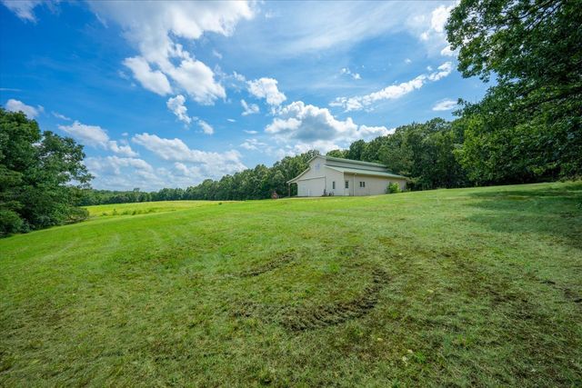 124 Napier Rd, Hohenwald, TN 38462