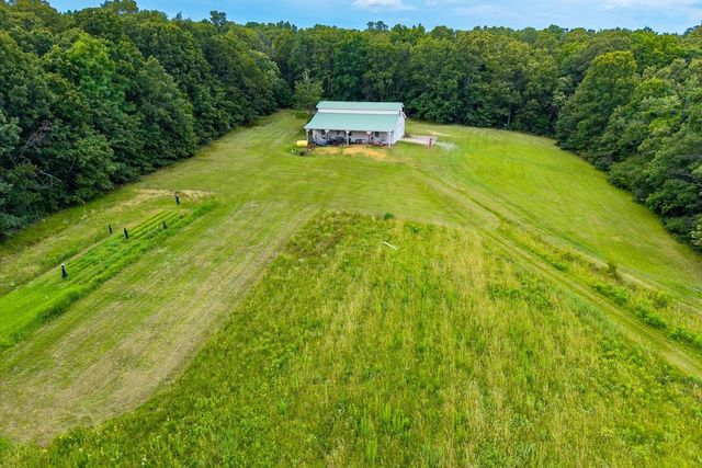 124 Napier Rd, Hohenwald, TN 38462