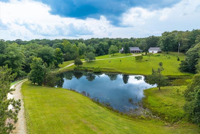 124 Napier Rd, Hohenwald, TN 38462