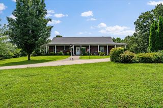 124 Napier Rd, Hohenwald, TN 38462