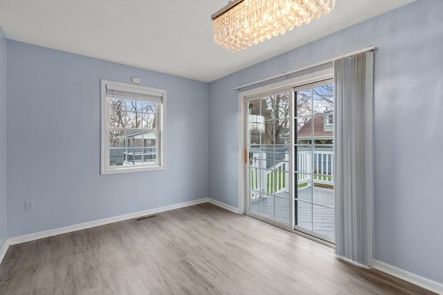 64 Wilmington St, Springfield, MA 01119