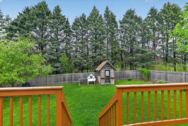 5470 Quarry Hill Drive, Fitchburg, WI 53711