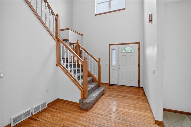 5470 Quarry Hill Drive, Fitchburg, WI 53711