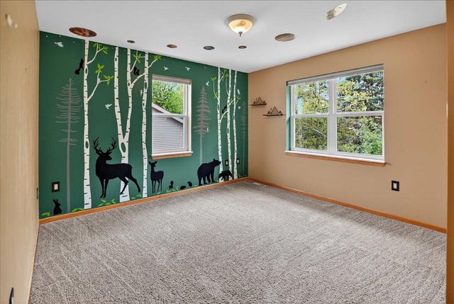 5470 Quarry Hill Drive, Fitchburg, WI 53711