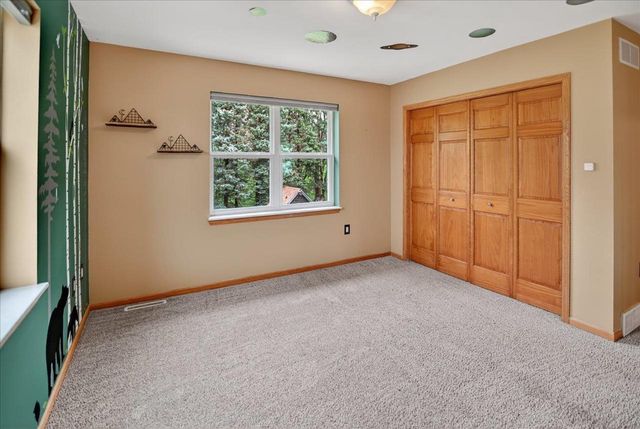 5470 Quarry Hill Drive, Fitchburg, WI 53711